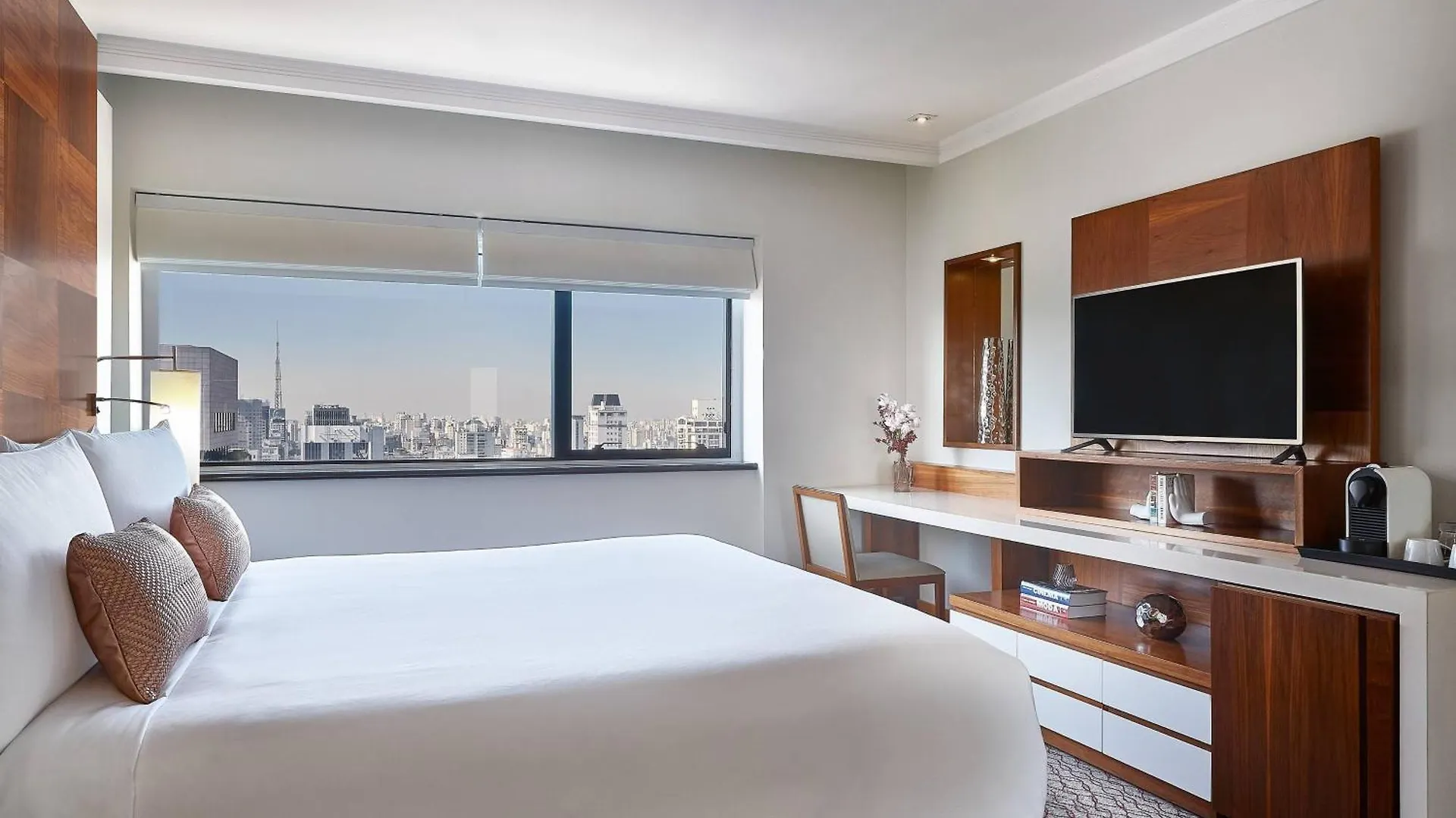 Renaissance Sao Paulo Hotel